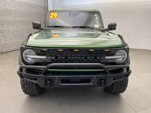 Used 2024 Ford Bronco Wildtrak AWD/4WD image 3