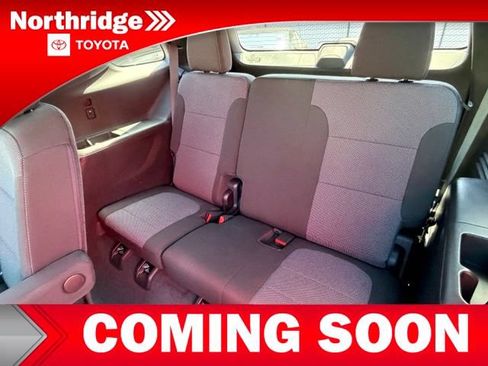 Used 2023 Chevrolet Traverse LT w/ LPO, Cargo Package AWD/4WD image 8