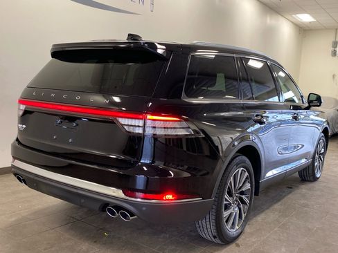 New 2026 Lincoln Aviator Premiere image 7