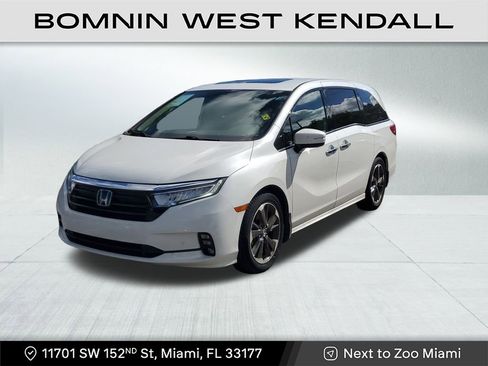 Used 2022 Honda Odyssey Elite image 3