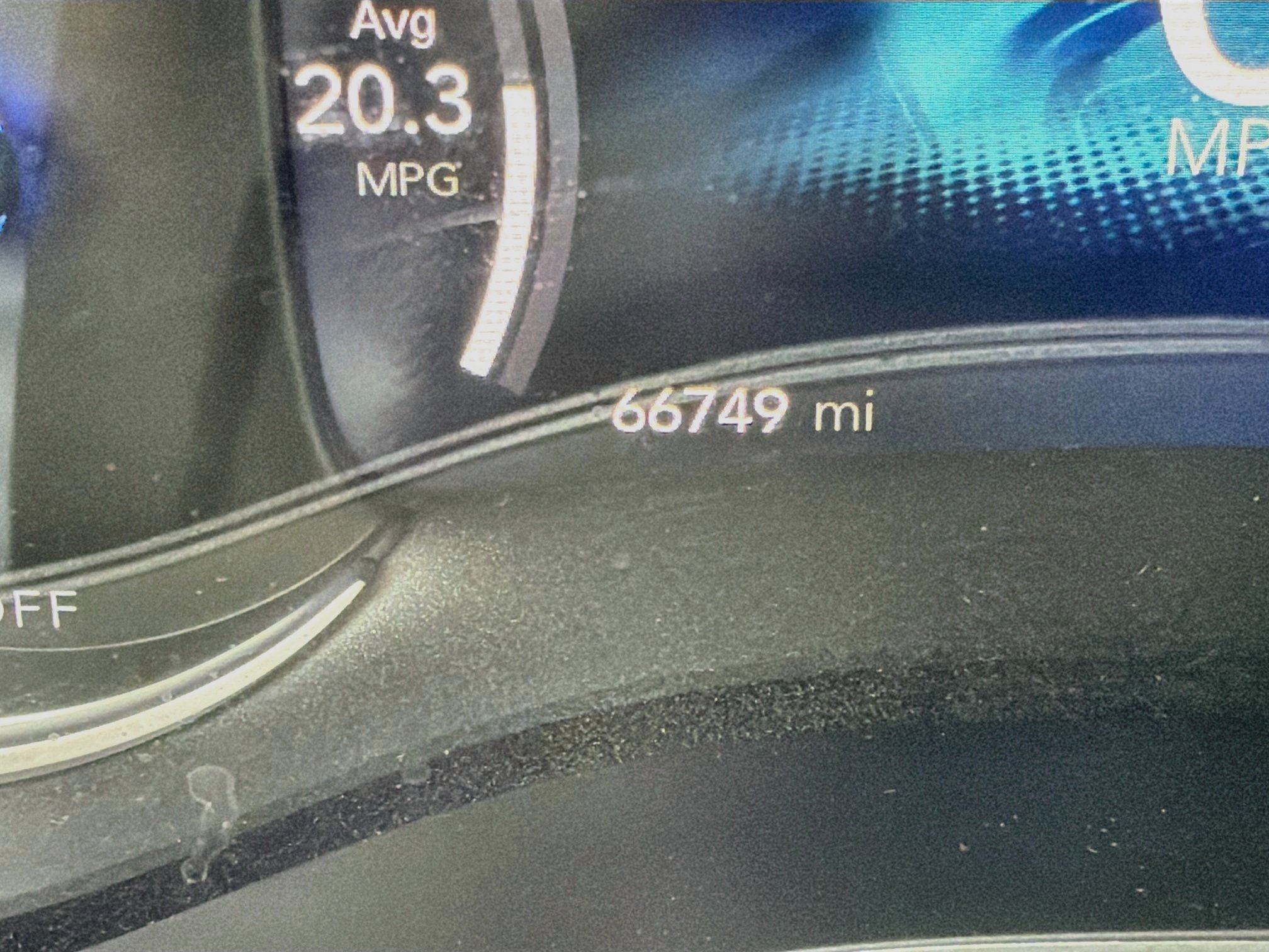 Used 2024 Chrysler Pacifica Limited FWD image 40