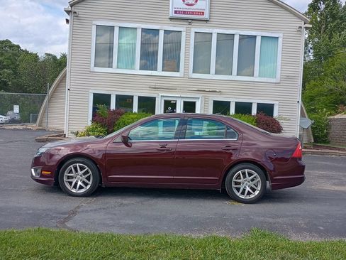 Used 2011 Ford Fusion SEL w/ 302A Rapid Spec Order Code FWD image 2