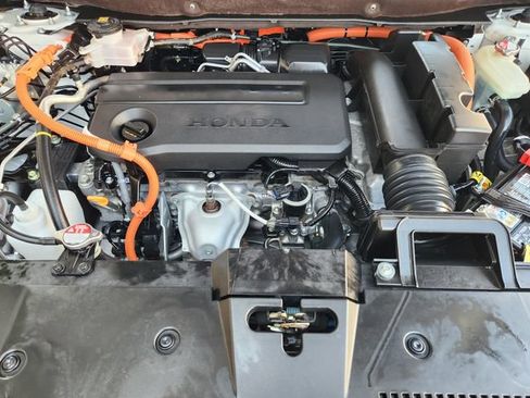 Used 2025 Honda CR-V Sport Touring image 32