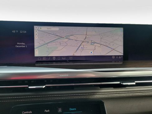 New 2026 Cadillac Escalade Luxury image 17