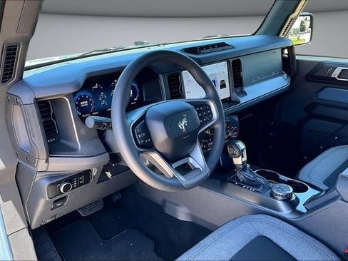 Used 2025 Ford Bronco 2-Door w/ Sasquatch Package AWD/4WD image 16
