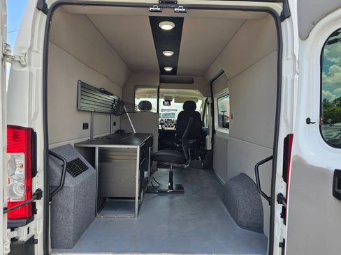 Used 2021 RAM ProMaster 1500 FWD image 9
