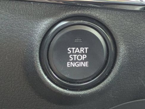 Used 2024 MAZDA MAZDA3 s FWD image 30