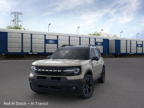 New 2025 Ford Bronco Sport Outer Banks w/ Outer Banks Tech Package+ AWD/4WD image 2