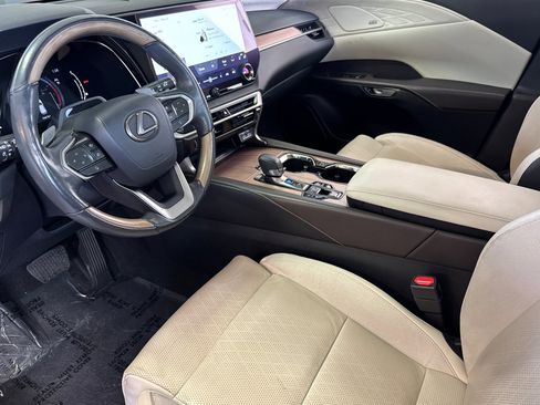 Used 2023 Lexus RX 350 AWD w/ Accessory Package (Z1) image 4
