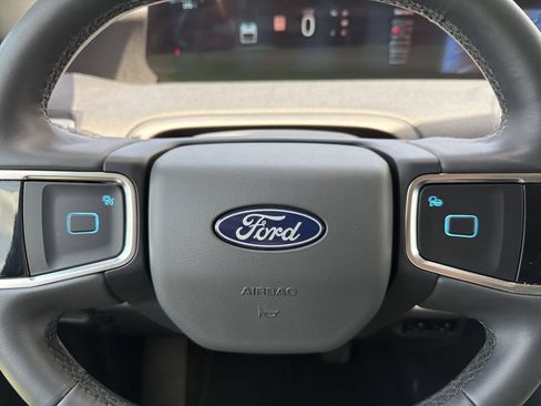 Used 2025 Ford Expedition Max Active RWD image 31