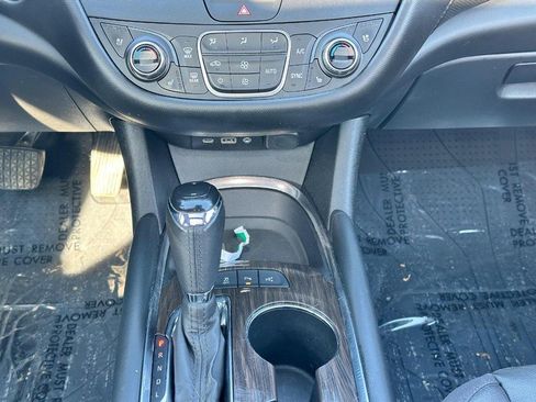Used 2020 Chevrolet Malibu Premier FWD image 16