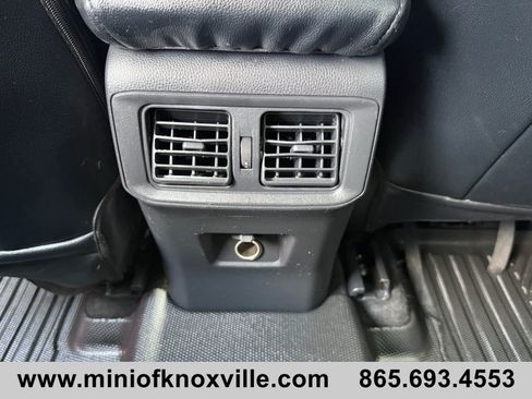 Used 2024 Toyota RAV4 LE AWD/4WD image 18