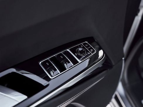 Used 2026 Cadillac Escalade V image 40