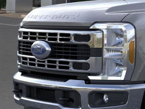 New 2026 Ford F250 4x4 Regular Cab Super Duty image 17