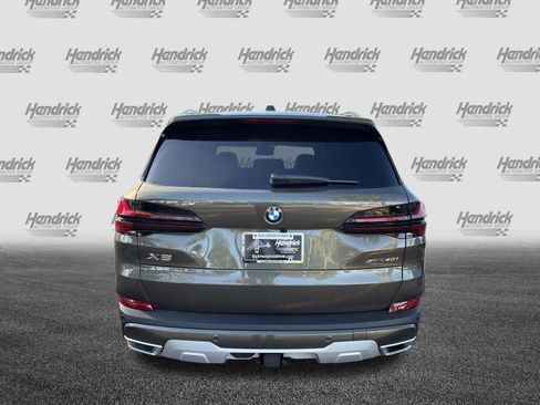 Used 2026 BMW X5 xDrive40i AWD/4WD image 9