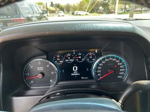 Used 2020 Chevrolet Tahoe Premier w/ Premier Plus Edition image 23