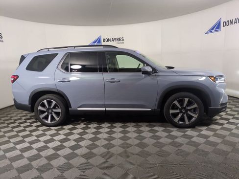 Certified 2024 Honda Pilot Touring image 10