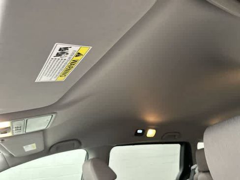 Used 2020 Honda Odyssey EX image 27