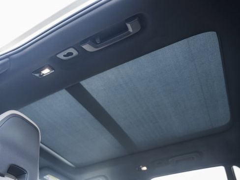 New 2026 Volvo XC90 T8 Plus image 32