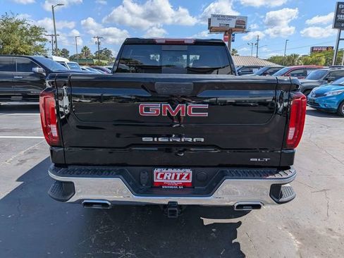 Used 2022 GMC Sierra 1500 SLT w/ SLT Premium Plus Package AWD/4WD image 6