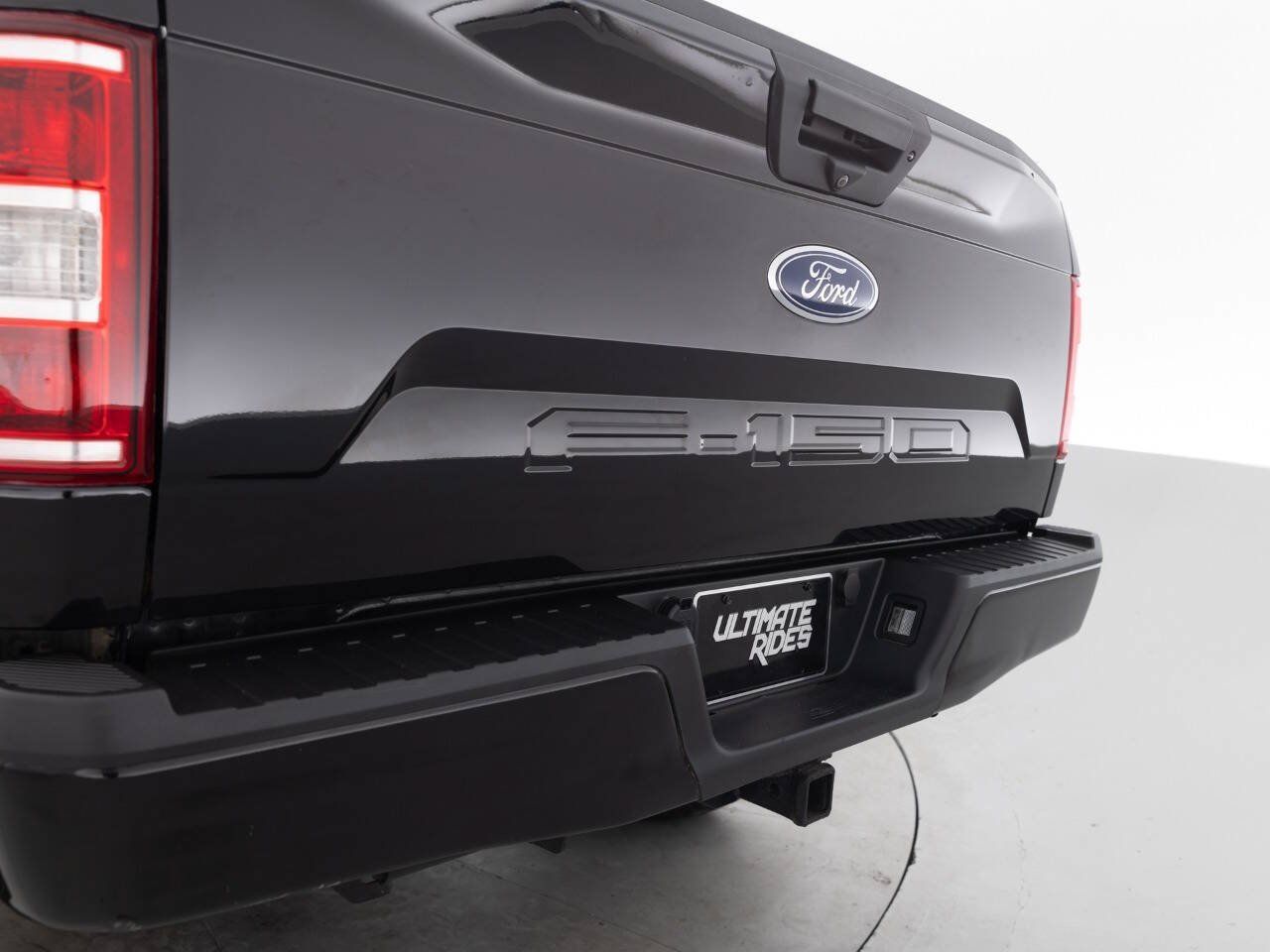 Used 2020 Ford F150 XLT w/ Equipment Group 302A Luxury AWD/4WD image 16