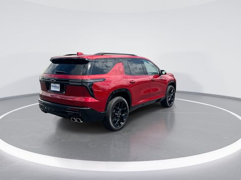 Used 2024 Chevrolet Traverse RS w/ LPO, Floor Liner Package AWD/4WD image 9