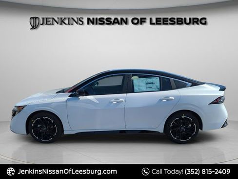 New 2026 Nissan Sentra SR w/ Floor Mat Package FWD image 11