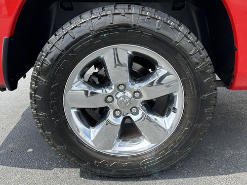 Used 2020 RAM 1500 Classic SLT AWD/4WD image 67