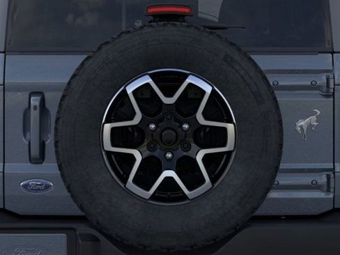 New 2025 Ford Bronco Outer Banks image 24