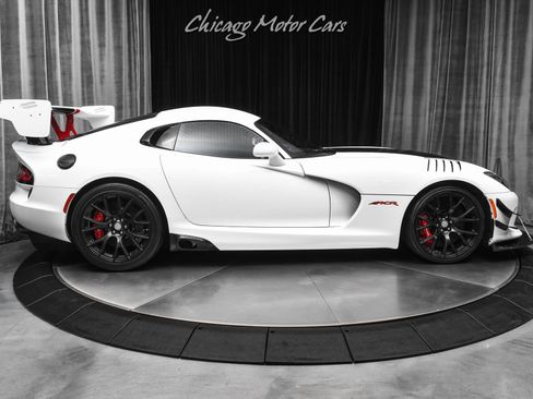 Used 2016 Dodge Viper ACR w/ Extreme Aero Package RWD image 39