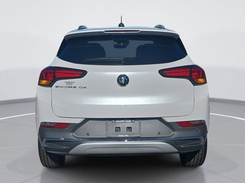 Used 2022 Buick Encore GX Essence w/ Advanced Technology Package image 6