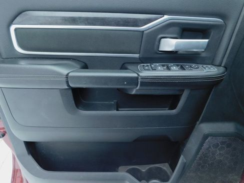 Used 2024 RAM 2500 Big Horn image 28