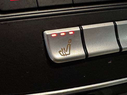 Used 2017 Mercedes-Benz GLE 350 4MATIC w/ Premium 2 Package image 31