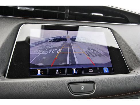 Used 2022 Cadillac XT4 Sport w/ Comfort Package FWD image 22