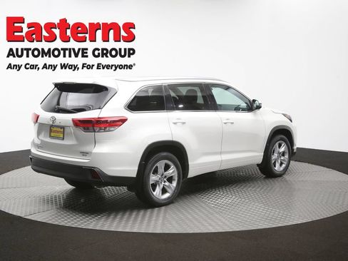 Used 2017 Toyota Highlander Limited Platinum AWD/4WD image 47