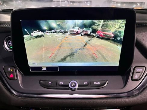 Used 2025 Chevrolet Blazer LT image 29