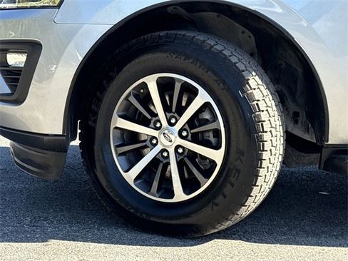 Certified 2021 Ford Expedition Max XLT image 39