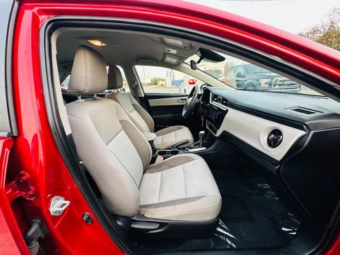 Used 2017 Toyota Corolla LE w/ Carpet Mat Package (TMS) image 21