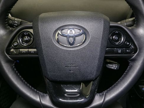 Used 2020 Toyota Prius Prime XLE image 35