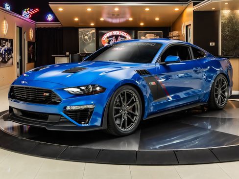 Used 2021 Ford Mustang GT Premium w/ GT Performance Package RWD image 1