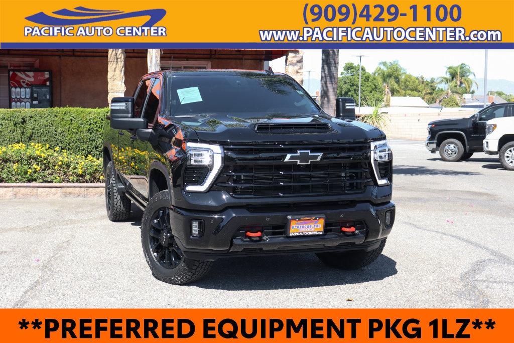 Used 2025 Chevrolet Silverado 2500 LTZ w/ Trail Boss Package AWD/4WD image 1