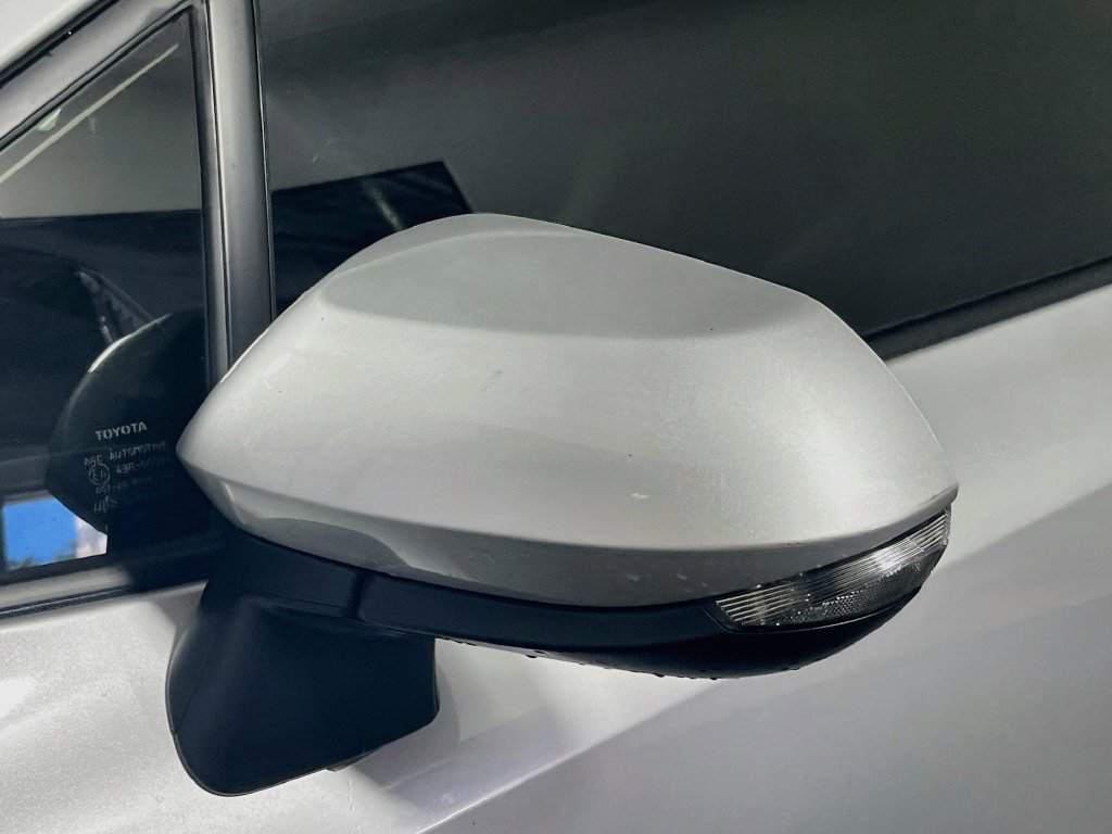 Used 2022 Toyota Corolla SE FWD image 12
