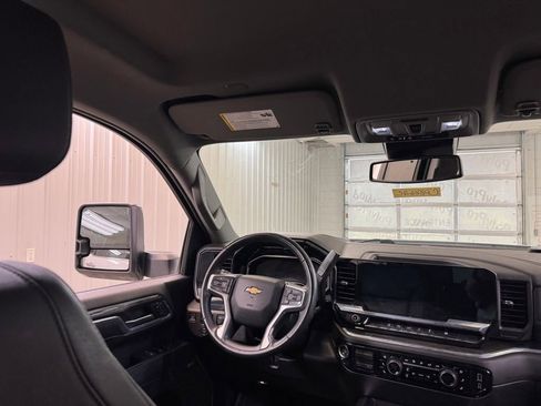Used 2024 Chevrolet Silverado 2500 LTZ w/ LTZ Plus Package AWD/4WD image 23