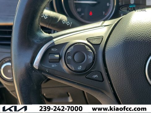 Used 2020 Buick Envision Essence FWD image 25