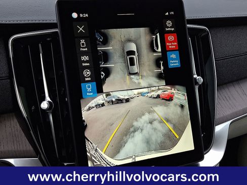 New 2026 Volvo XC90 B6 Ultra w/ Protection Package image 12