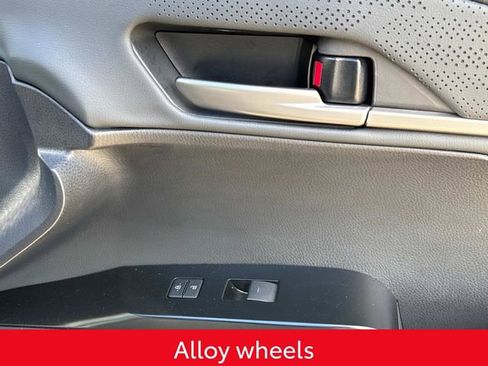 Used 2025 Toyota Camry XSE image 23