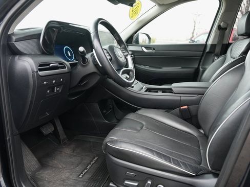 Used 2023 Hyundai Palisade Limited w/ Cargo Package image 13