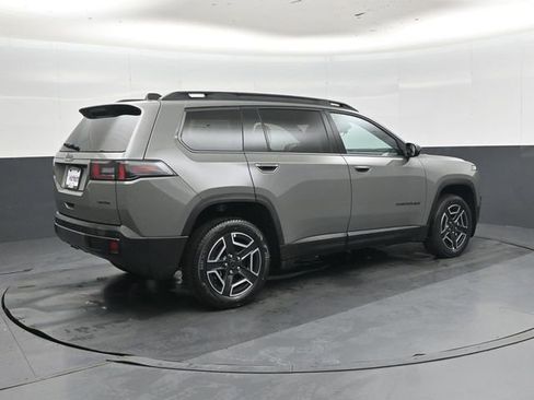 New 2026 Jeep Cherokee Laredo AWD/4WD image 4