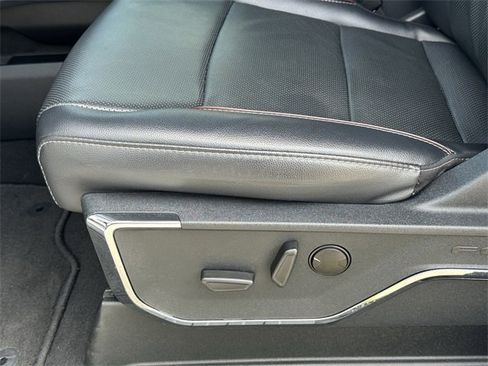 Used 2024 Ford F250 Lariat w/ Chrome Package image 32