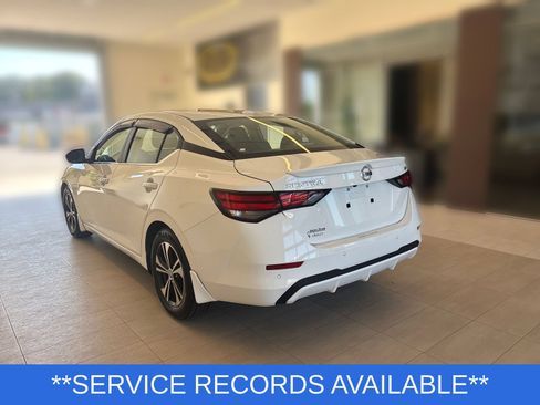 Used 2022 Nissan Sentra SV FWD image 3